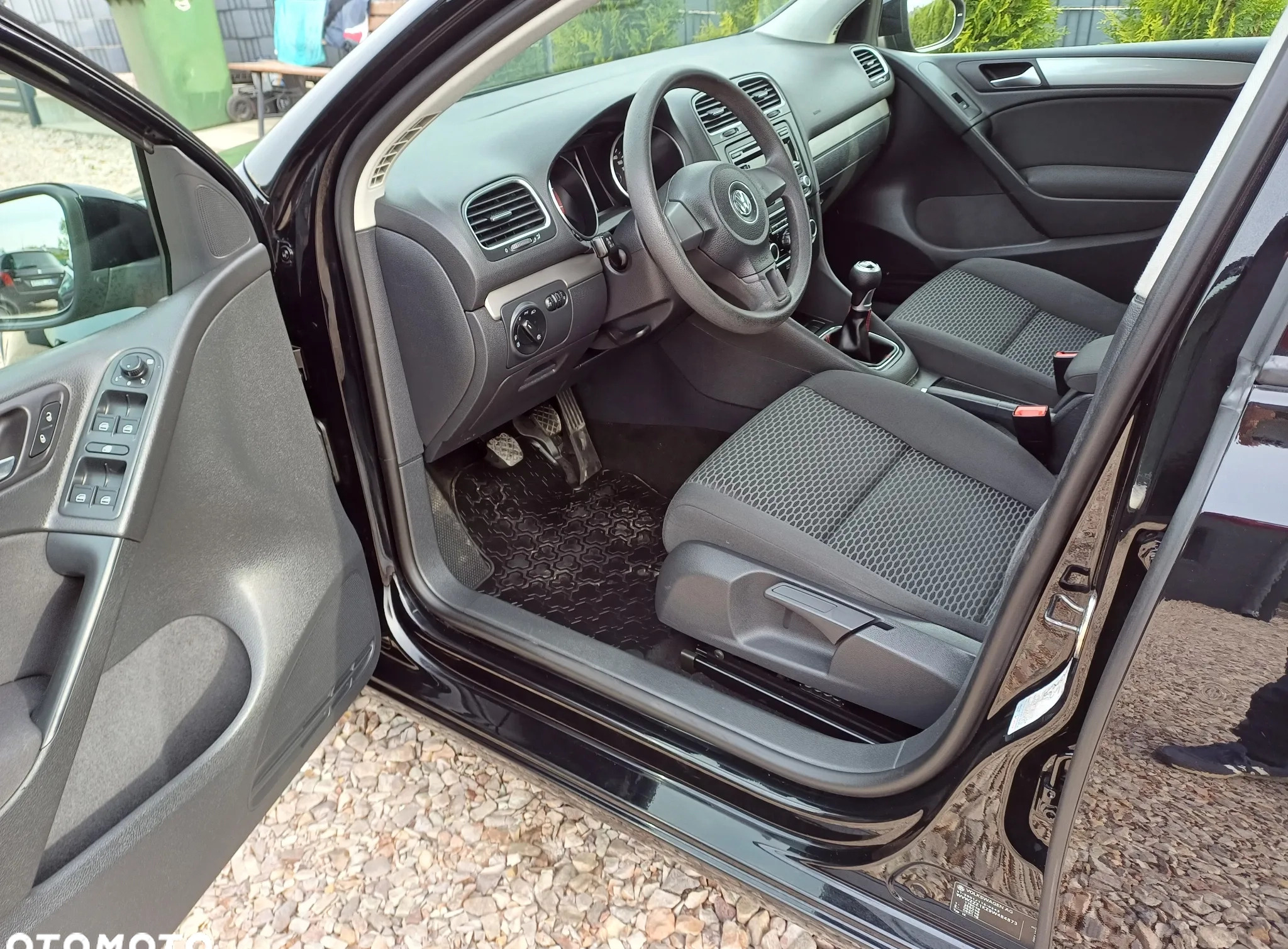 Volkswagen Golf cena 21000 przebieg: 155000, rok produkcji 2009 z Krzeszowice małe 154